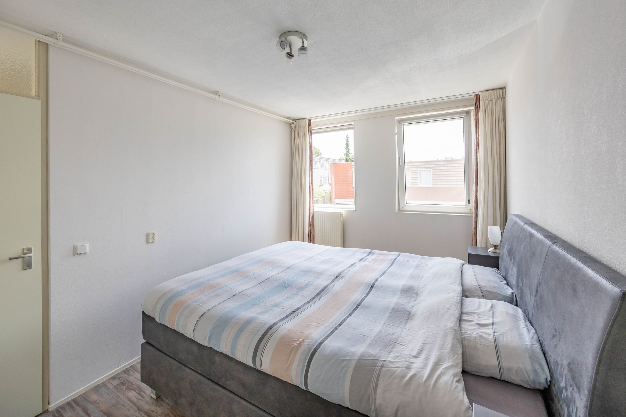 Foto 27 van R. Doumastraat 3