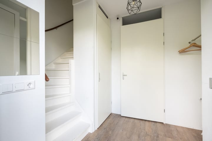 Foto 8 van Wim van Estlaan 39