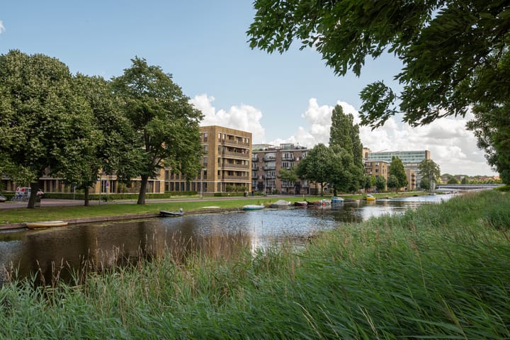 Foto 35 van Wim van Estlaan 39