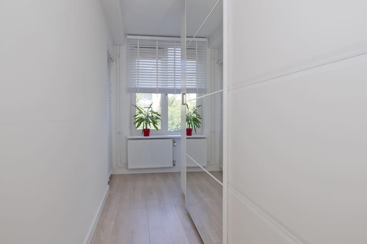 Foto 9 van Willem de Mérodestraat 35