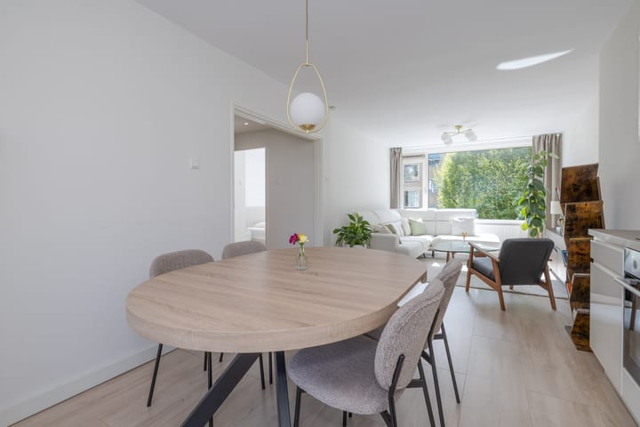 Foto 16 van Willem de Mérodestraat 35