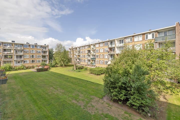 Foto 23 van Willem de Mérodestraat 35