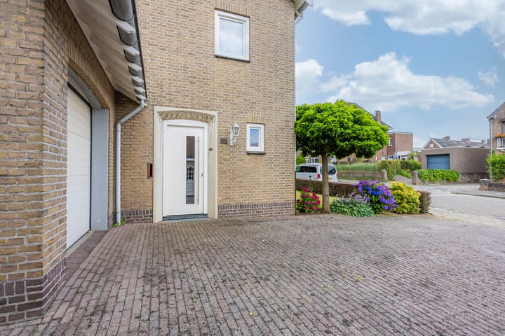 Foto 2 van Stationstraat 14