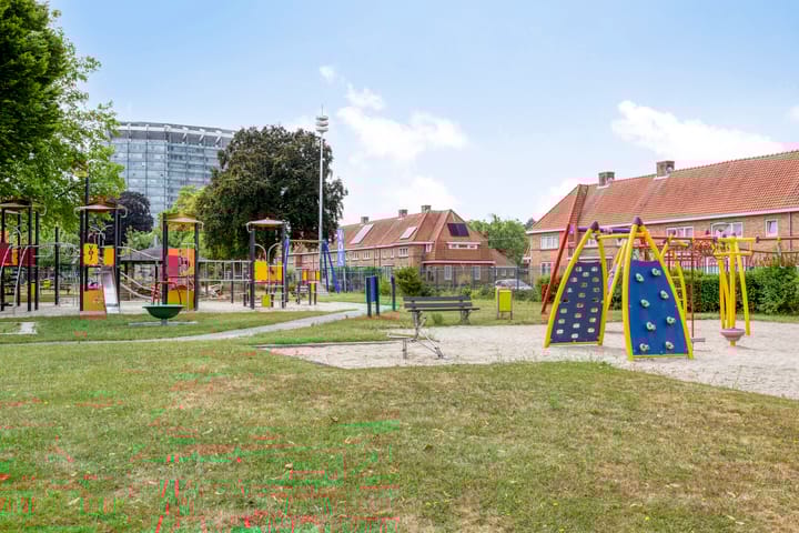 Foto 34 van Pieter Zeemanstraat 19