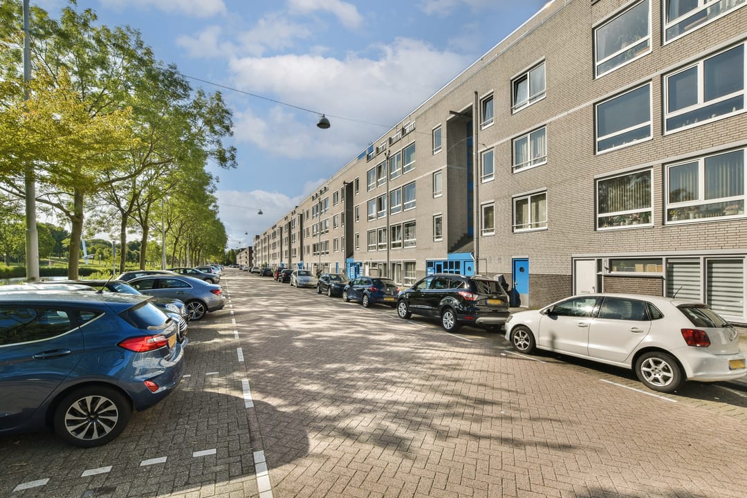 Foto 1 van Bernard Shawsingel 56