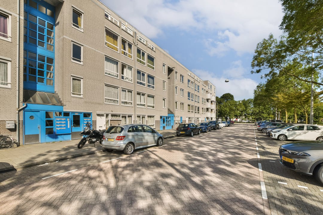 Foto 2 van Bernard Shawsingel 56