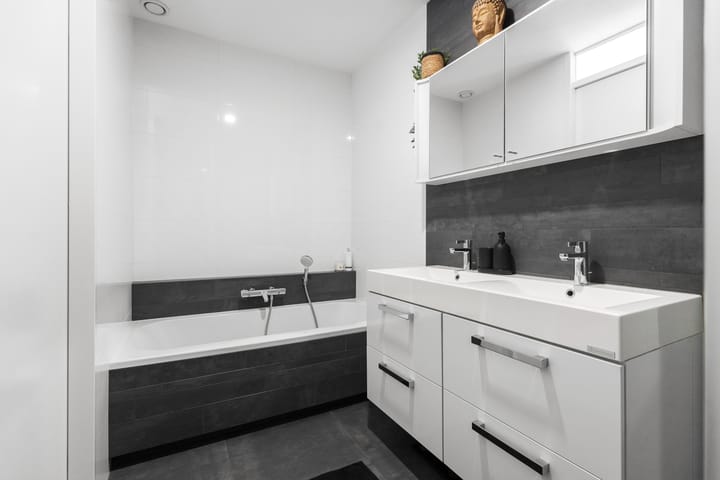 Foto 26 van Black Alicante 45