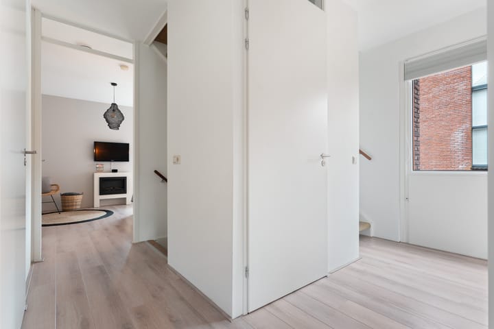 Foto 27 van Black Alicante 45