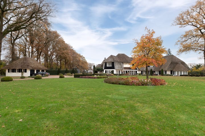 Photo 3 of Bornsestraat 380