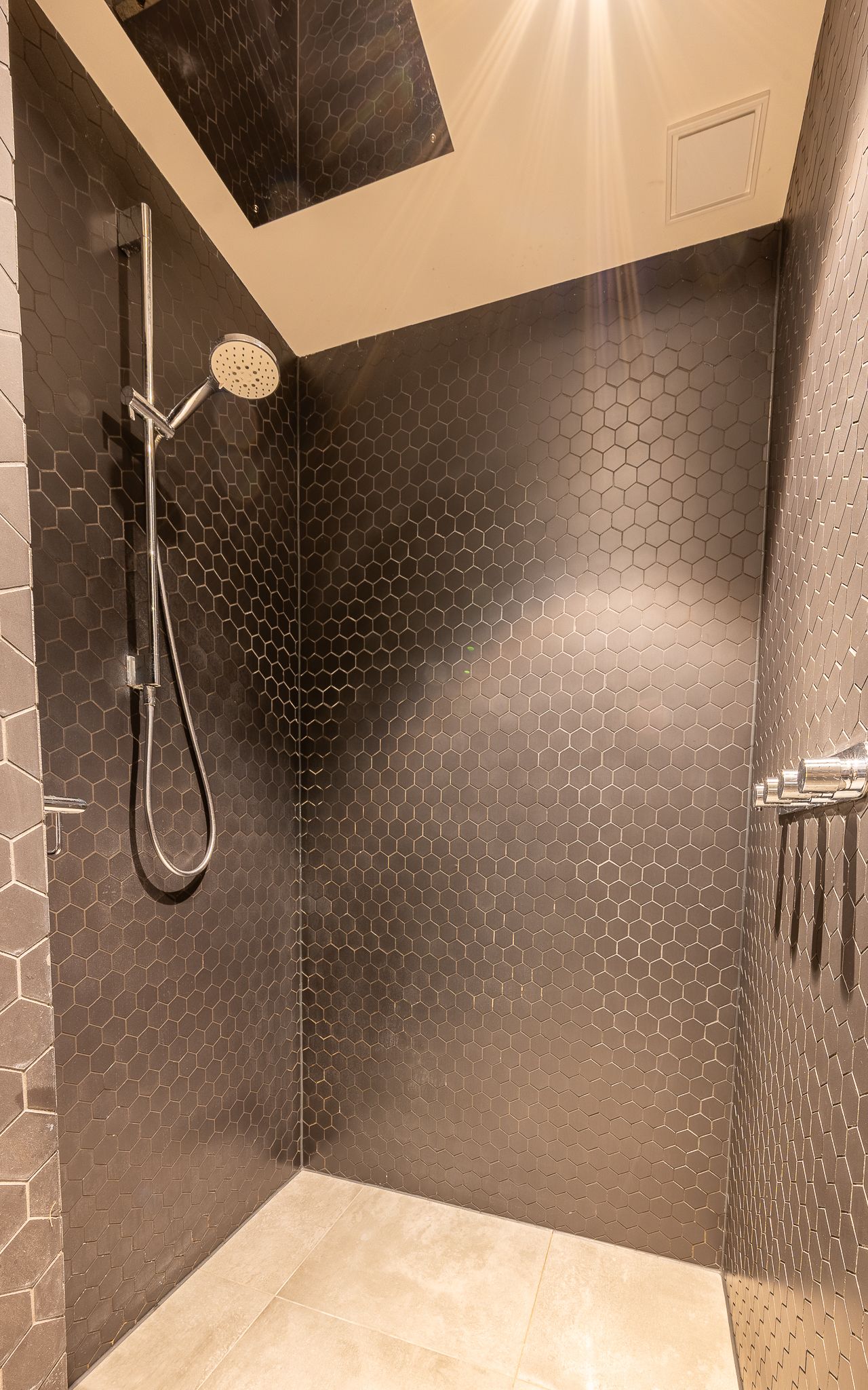 Foto 20 van Ridderspoorweg 241