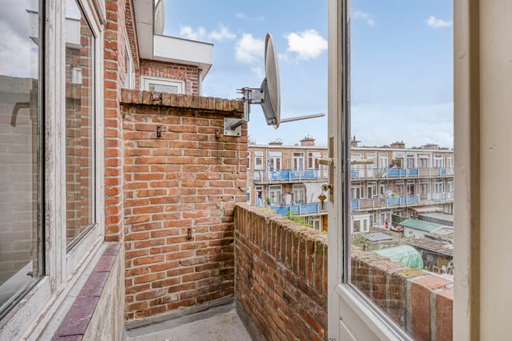 Foto 15 van Rosseelsstraat 92