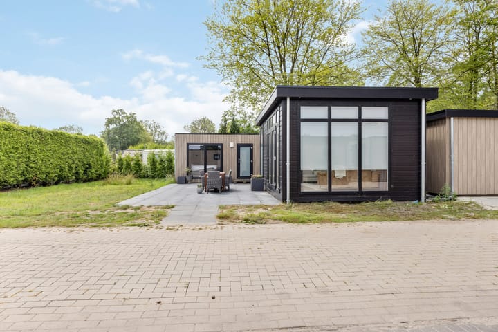 Photo 4 of Heezerenbosch 6-0325