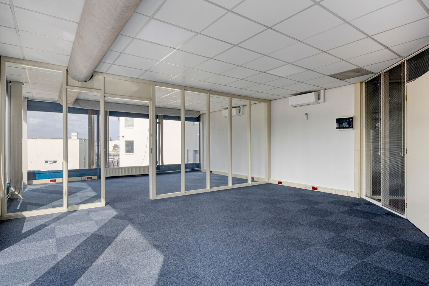 View photo 5 of Afrikalaan 12-A