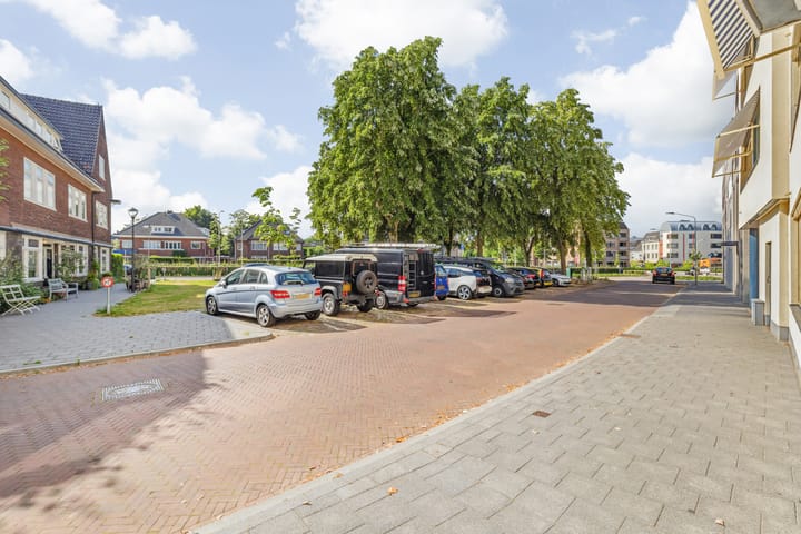 Photo 12 of Saksen Weimarplein 10