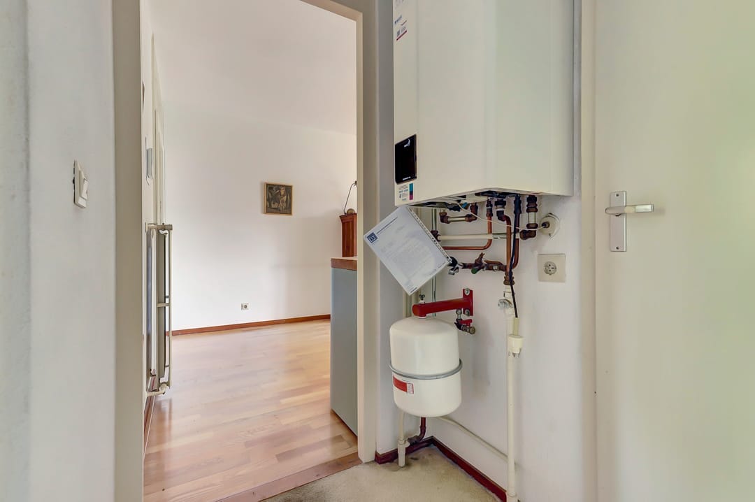 Photo 23 of Professor Huijbersstraat 29-A