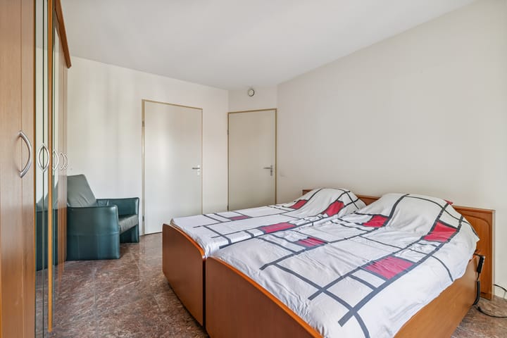 Photo 40 of Saksen Weimarplein 10