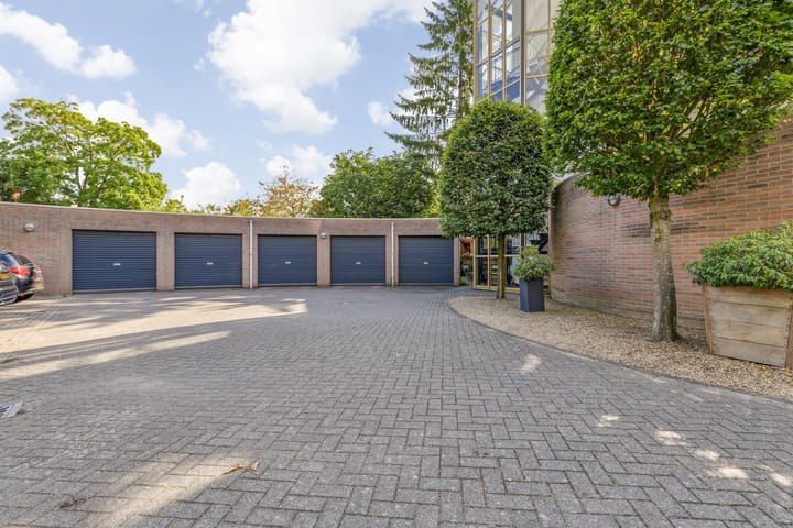 Photo 56 of Saksen Weimarplein 10