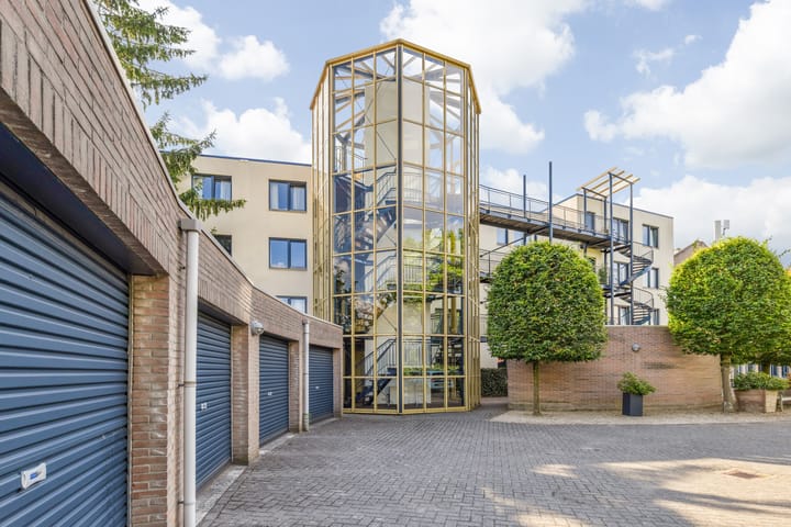 Photo 58 of Saksen Weimarplein 10