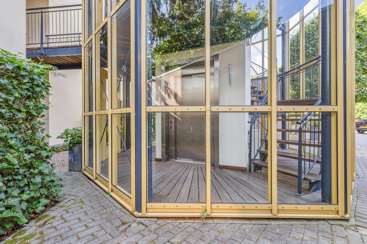 Photo 59 of Saksen Weimarplein 10