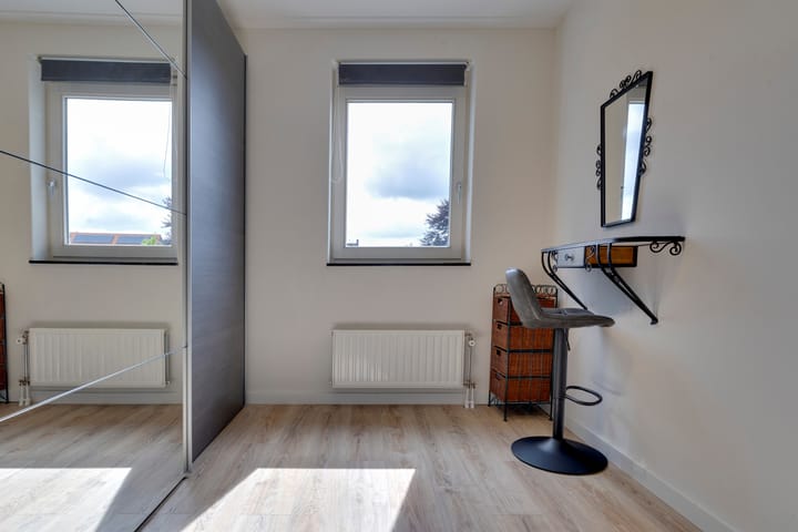 Photo 30 of Joeppe 16