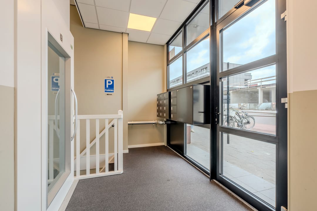 Foto 8 van Oosterweezenstraat 101-B