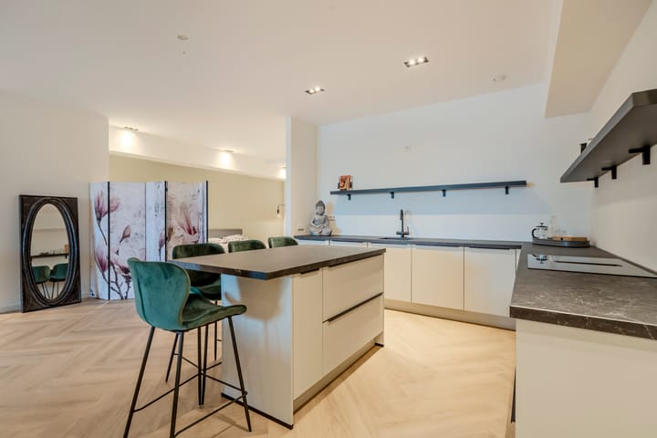 Foto 19 van Oosterweezenstraat 101-B