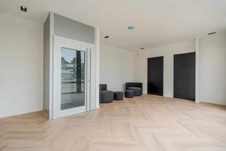 Foto 27 van Oosterweezenstraat 101-B