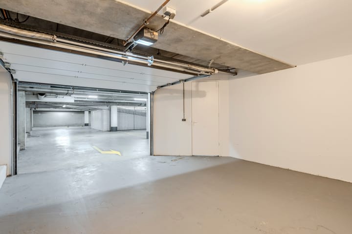 Foto 32 van Oosterweezenstraat 101-B