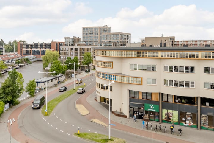 Foto 34 van Oosterweezenstraat 101-B