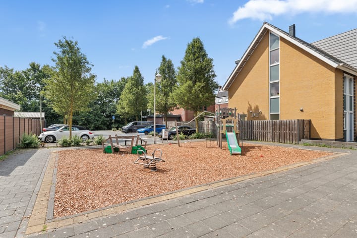 Foto 42 van Straat van Corsica 191