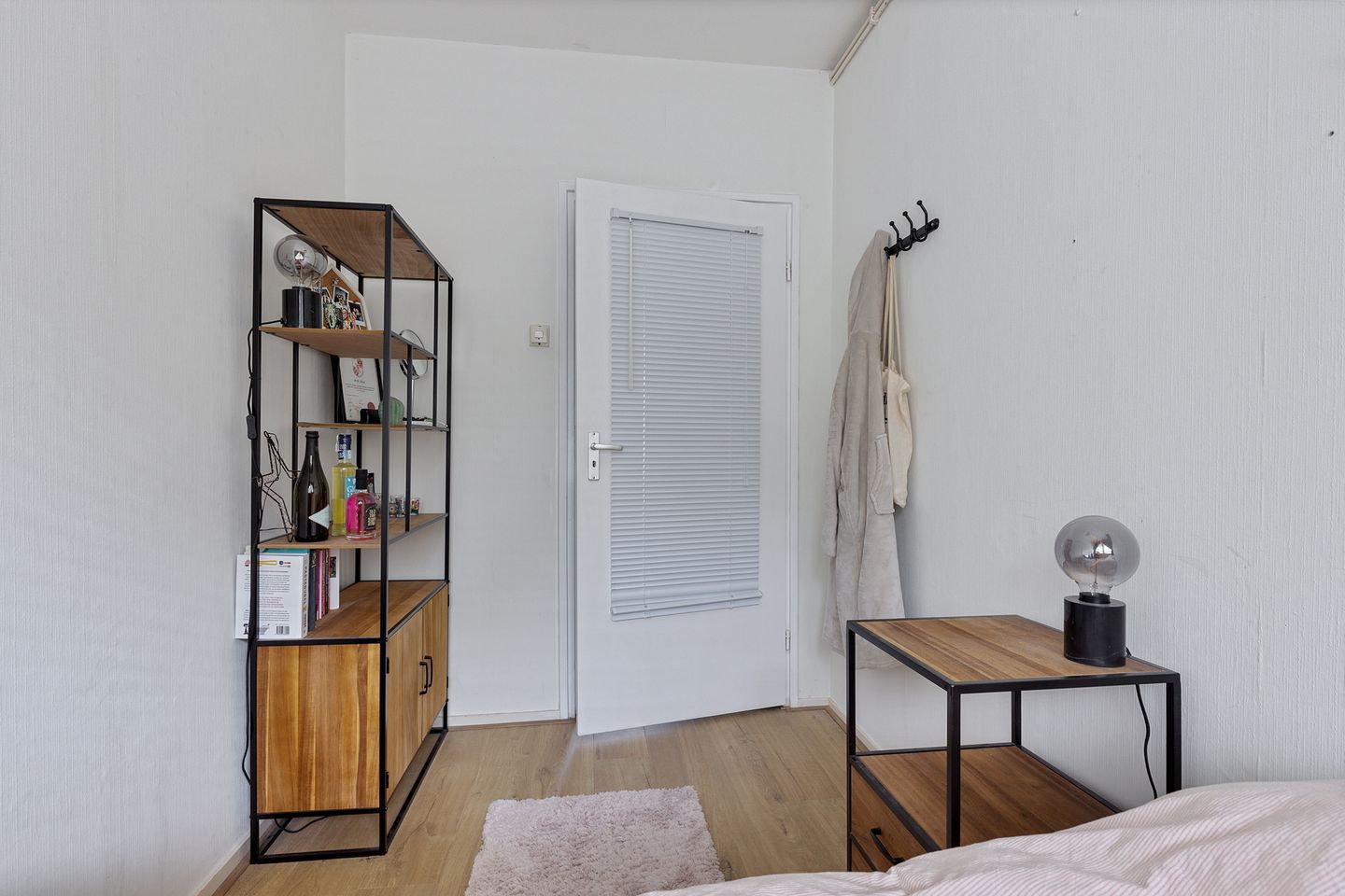 Foto 29 van Plutolaan 12