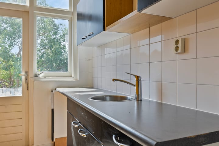 Photo 19 of van Sevenbergestraat 70