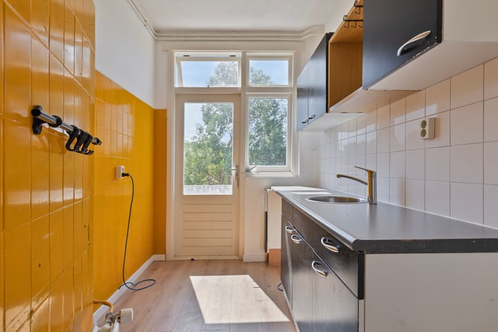 Photo 17 of van Sevenbergestraat 70