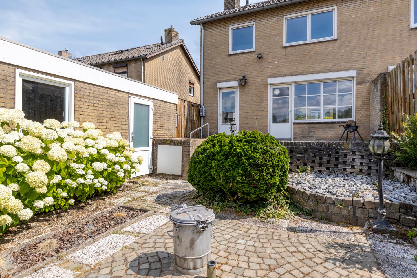 Foto 29 van Burg. Mannensstraat 11