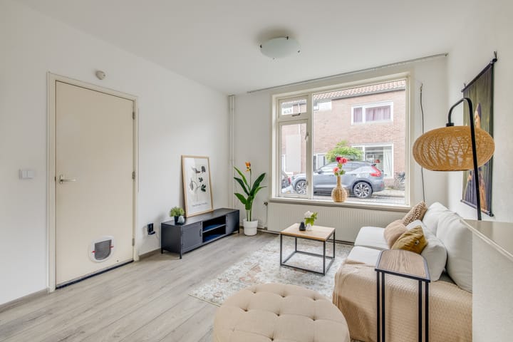 Foto 7 van Van der Steenstraat 10