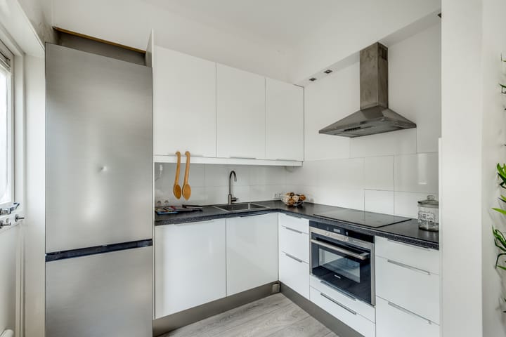 Foto 12 van Van der Steenstraat 10