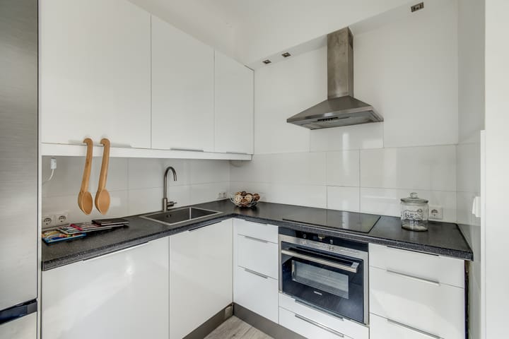 Foto 13 van Van der Steenstraat 10