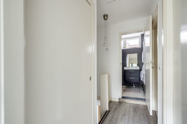 Foto 25 van Van der Steenstraat 10