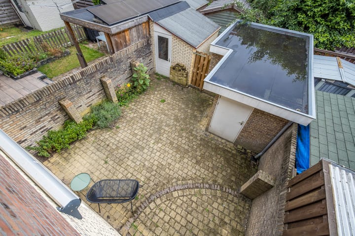 Foto 26 van Van der Steenstraat 10