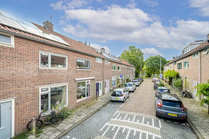 Foto 35 van Van der Steenstraat 10