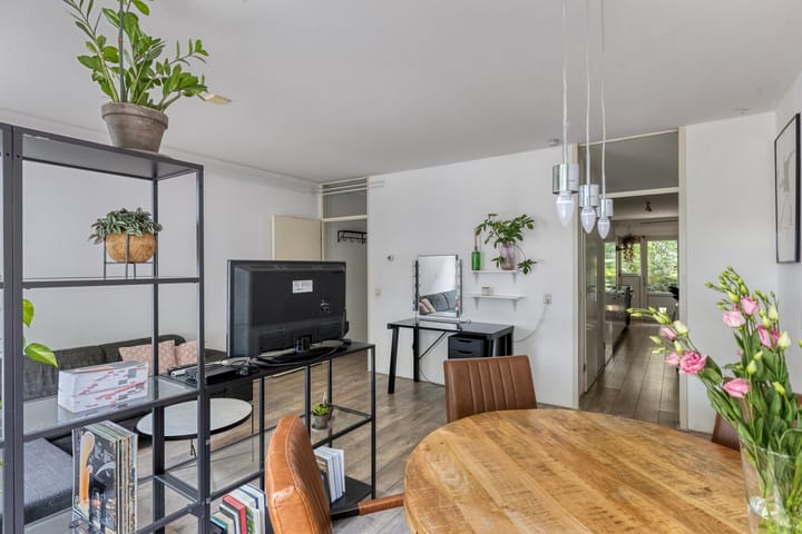 Foto 9 van Dantestraat 276