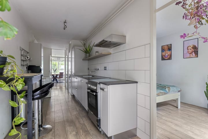 Foto 15 van Dantestraat 276