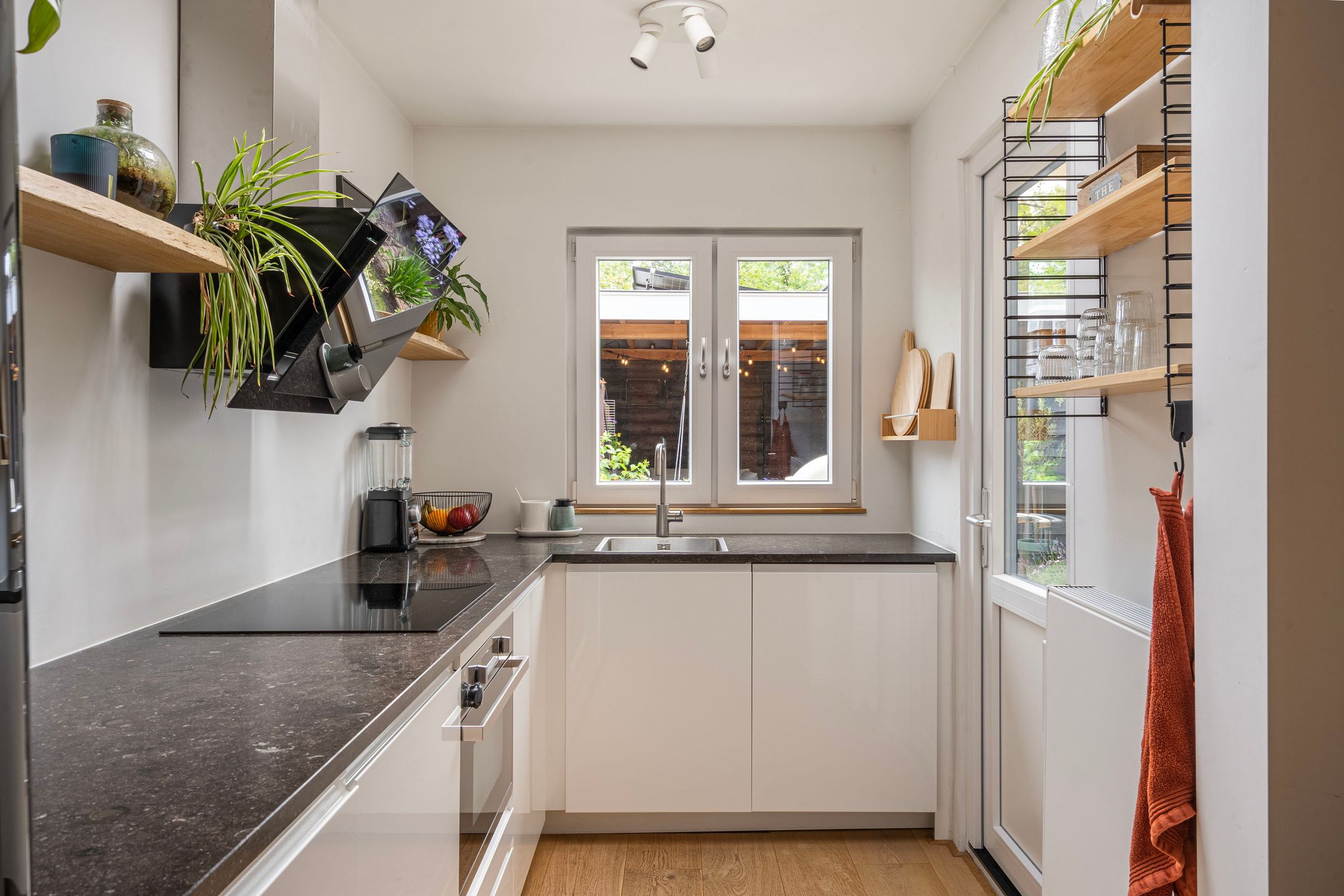 Foto 12 van Goudsbloemstraat 49