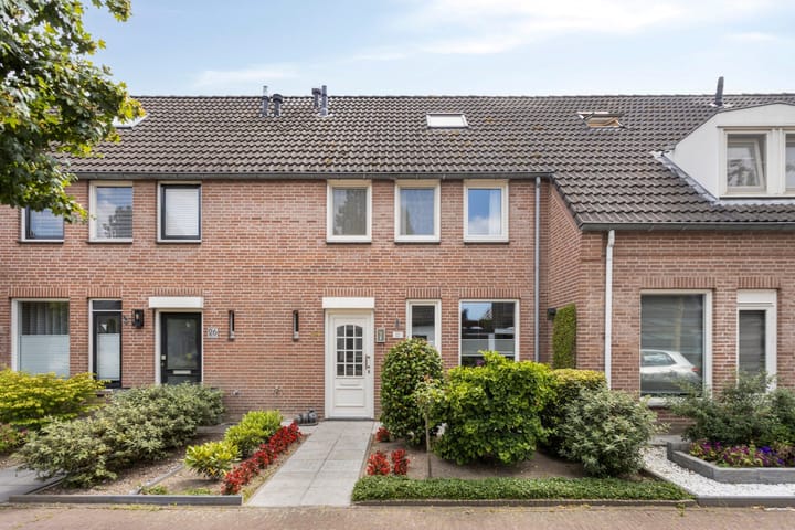 Photo 1 of Halvenne 24