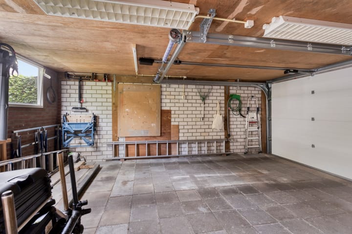 Photo 23 of Halvenne 24