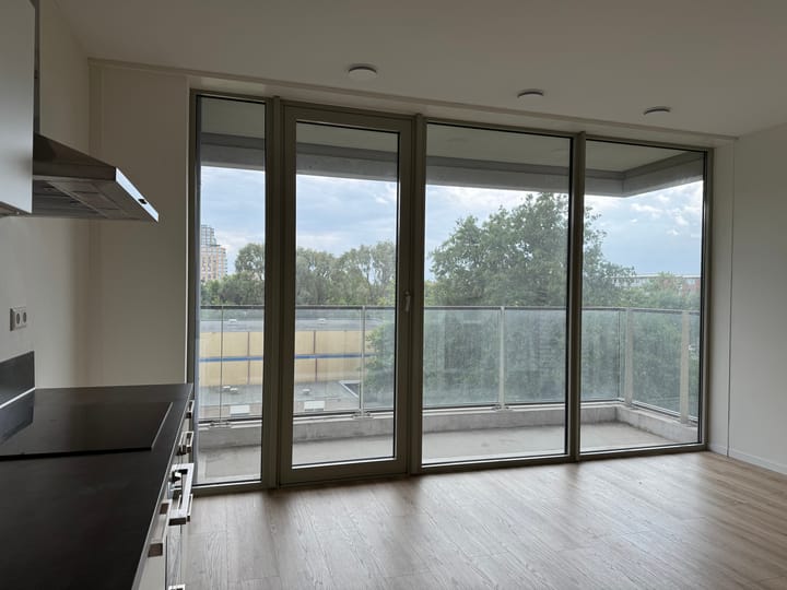 Foto 10 van Aalscholverpad 53