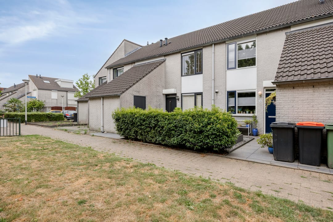 Foto 2 van Klaproosberg 10