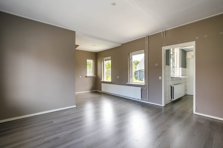 Foto 8 van Schoolstraat 76