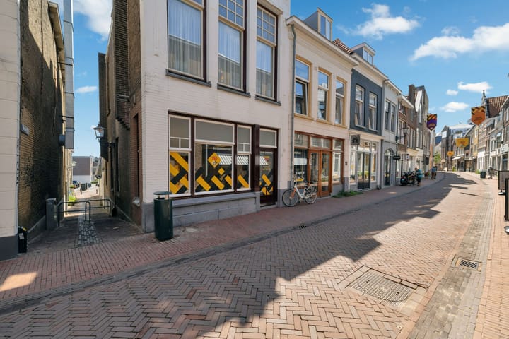 Foto 24 van Zwaansteeg 10