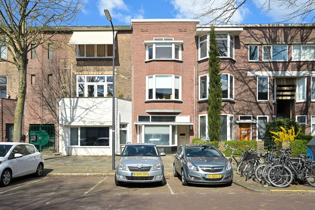 Foto 2 van Caan van Necklaan 25-A